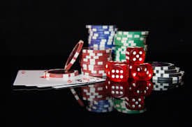 Live roulette wheel spinning during a real-time game session